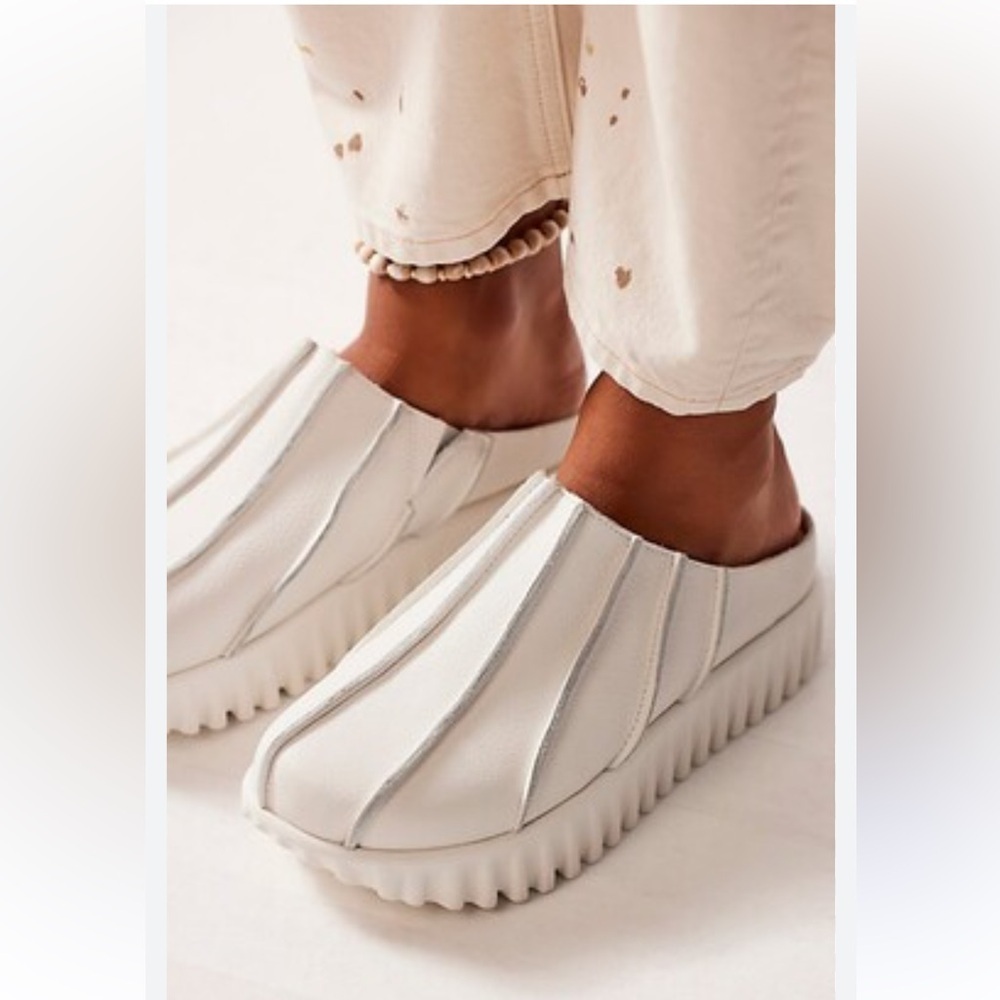 4CCCCEES waffo mules free people size EU 40 leather white new US 9.5